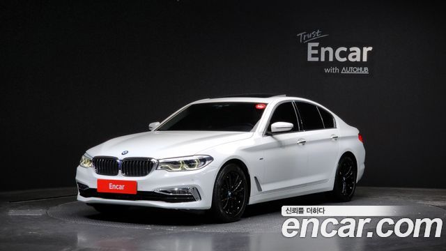 BMW 5-Series 530i xDrive Luxury Plus — пробег 73 834 км — фото 1 из 5