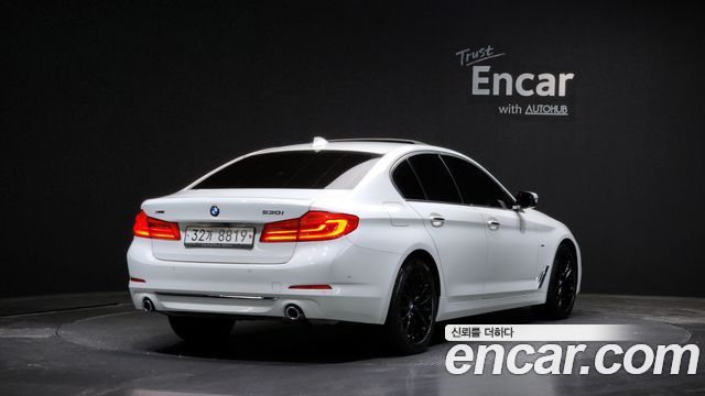 BMW 5-Series 530i xDrive Luxury Plus — пробег 73 834 км — фото 2 из 5