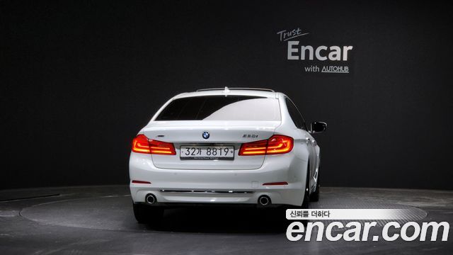 BMW 5-Series 530i xDrive Luxury Plus — пробег 73 834 км — фото 4 из 5