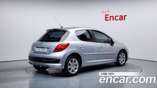 Peugeot 207 из Кореи Encar