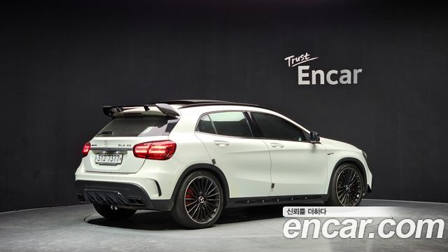 Mercedes-Benz GLA-Class из Кореи Encar