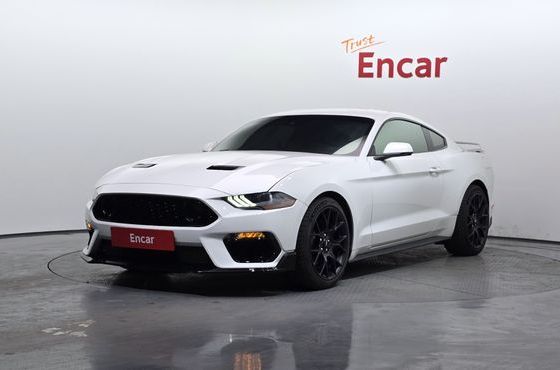 Ford Mustang Coupe — пробег 58 151 км — фото 1 из 5