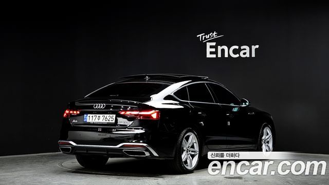 Audi A5 40 TFSI Quattro Premium Sportback — пробег 29 520 км — фото 2 из 5