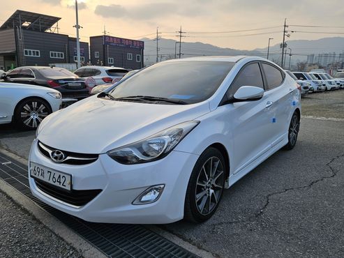 Hyundai AVANTE M16 GDI Premier — пробег 177 434 км — фото 1 из 5