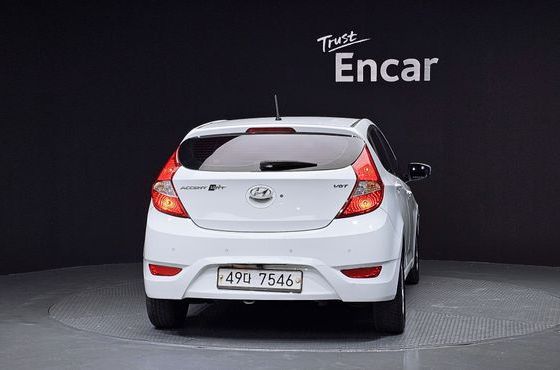 Hyundai Accent Diesel WIT 1.6 VGT Premier — пробег 118 024 км — фото 4 из 5