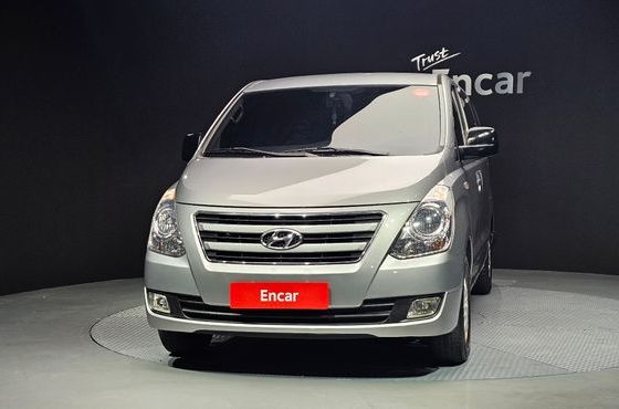 Hyundai Starex 12-Seater Wagon Smart — пробег 182 058 км — фото 3 из 5