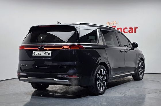 Kia Carnival Gasoline 7-Seater Signature — пробег 25 216 км — фото 2 из 5