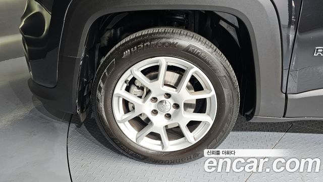 Jeep Renegade 2.4 Limited — пробег 37 113 км — фото 5 из 5