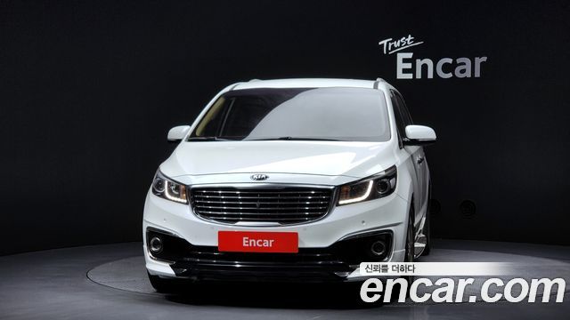 Kia Carnival из Кореи Encar