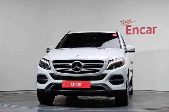 Mercedes-Benz GLE-Class GLE350 d 4MATIC — пробег 136 761 км — фото 3 из 5