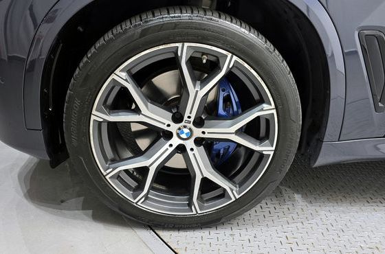 BMW X5 xDrive 30d M Sport — пробег 100 891 км — фото 5 из 5