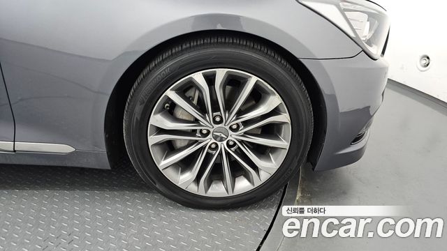 Hyundai Genesis из Кореи Encar