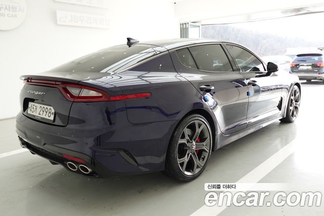 Kia Stinger из Кореи Encar