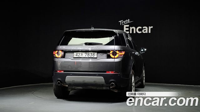 Land Rover Discovery Sport 2.0 TD4 SE (150PS) — пробег 170 759 км — фото 4 из 5