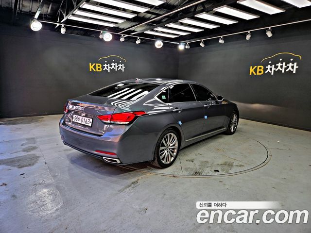 Hyundai Genesis из Кореи Encar