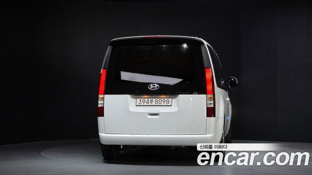 Hyundai Staria Tourer 9-Seater Modern — пробег 115 227 км — фото 4 из 5
