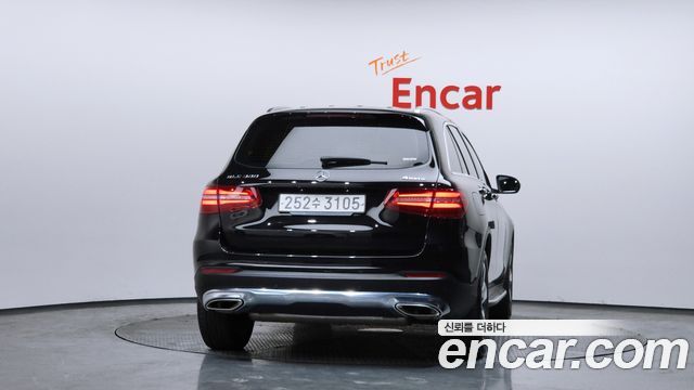Mercedes-Benz GLC-Class GLC300 4MATIC — пробег 41 348 км — фото 4 из 5