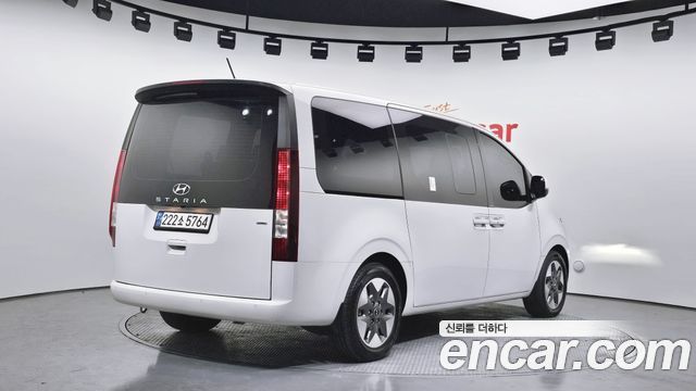 Hyundai Staria из Кореи Encar