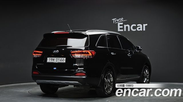 Kia Sorento Diesel 2.0 2WD Noblesse — пробег 55 230 км — фото 2 из 5