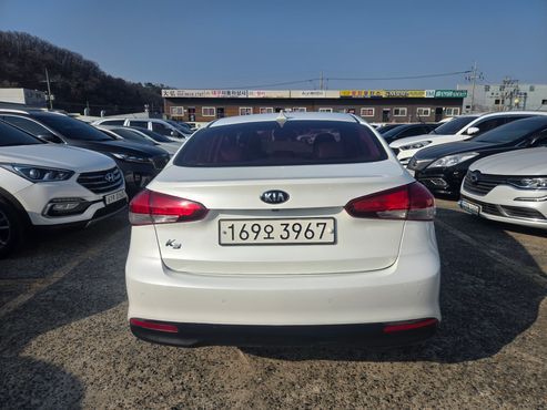 Kia K3 Trendy — пробег 144 125 км — фото 4 из 5