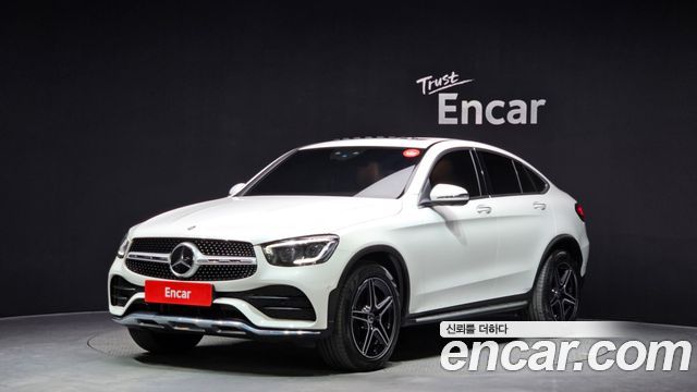 Mercedes-Benz GLC-Class GCL300 4MATIC Coupe — пробег 18 879 км — фото 1 из 5