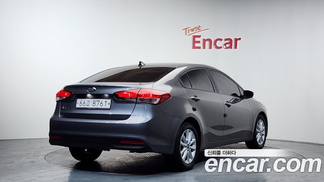 Kia K3 из Кореи Encar