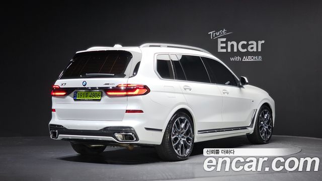 BMW X7 xDrive 40i M Sport 6STR — пробег 3 902 км — фото 2 из 5
