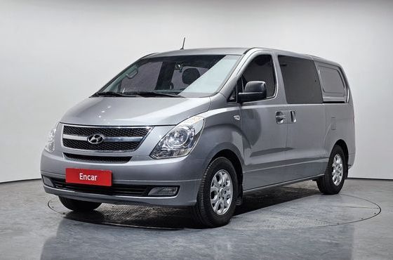 Hyundai Starex 5-Seater VAN CVX Luxury — пробег 265 196 км — фото 1 из 5
