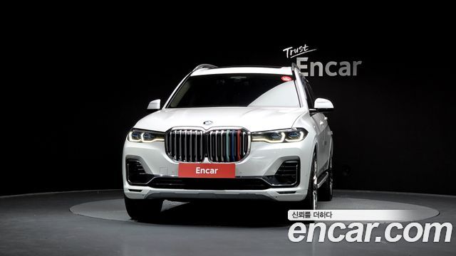 BMW X7 xDrive 40d Design Pure Excellence 7-Seater — пробег 92 344 км — фото 3 из 5