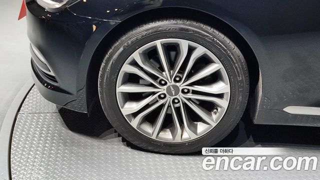 Hyundai Genesis из Кореи Encar