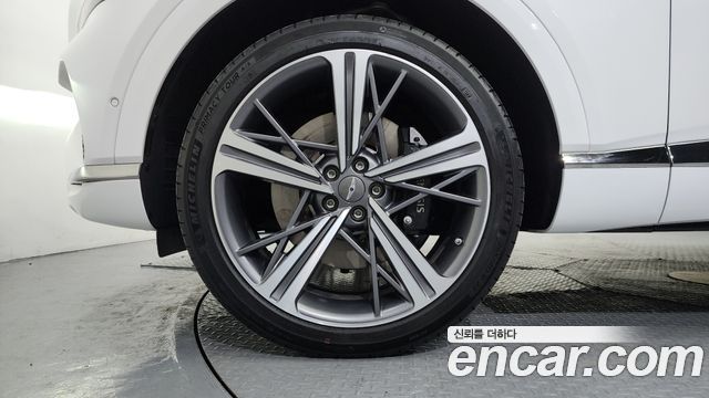 Genesis GV80 из Кореи Encar