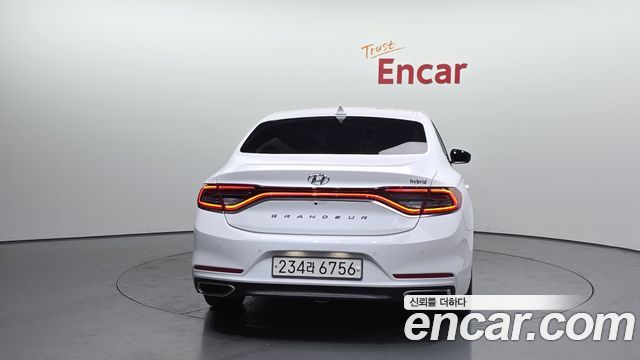 Hyundai Grandeur из Кореи Encar
