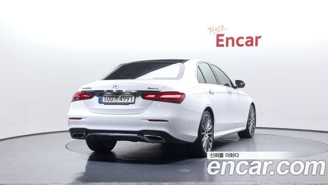 Mercedes-Benz E-Class из Кореи Encar