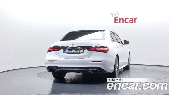 Mercedes-Benz E-Class из Кореи Encar