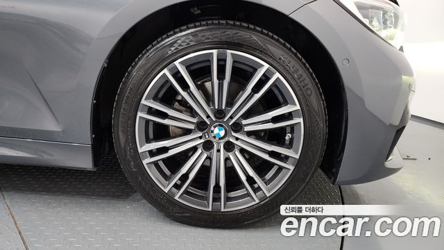BMW 3-Series из Кореи Encar