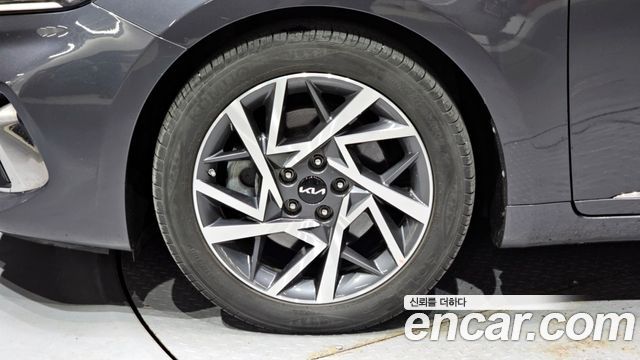 Kia K7 из Кореи Encar