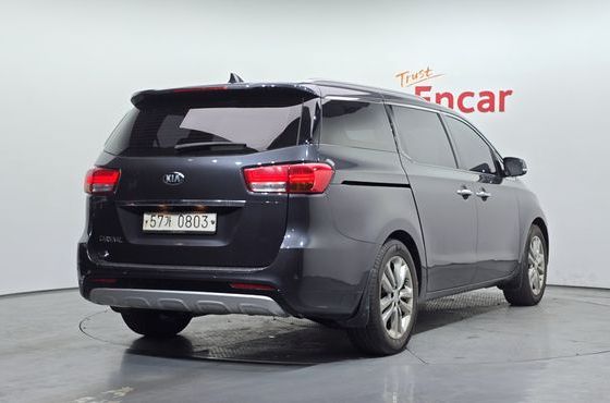 Kia Carnival 9-seater Noblesse — пробег 188 399 км — фото 2 из 5