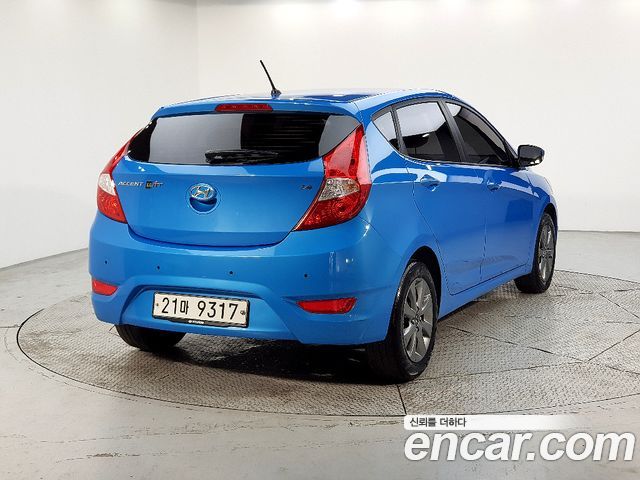 Hyundai Accent из Кореи Encar