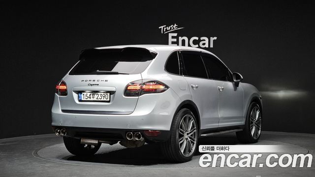 Porsche Cayenne 4.8 S 958 — пробег 151 608 км — фото 2 из 5