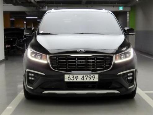 Kia Carnival 9-Seater Noblesse Special — пробег 139 787 км — фото 1 из 5