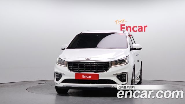 Kia Carnival из Кореи Encar