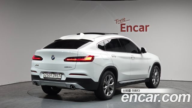 BMW X4 xDrive20d xLine — пробег 81 545 км — фото 2 из 5