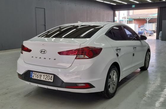 Hyundai AVANTE 1.6 LPi Modern(Handicapped) — пробег 160 528 км — фото 2 из 5