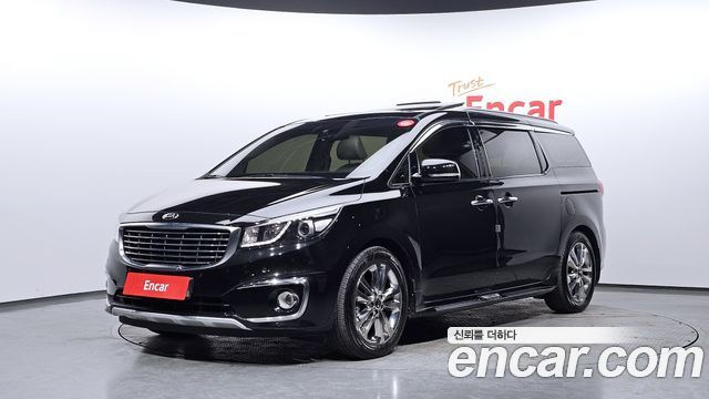 Kia Carnival 9-seater Prestige — пробег 79 848 км — фото 1 из 5