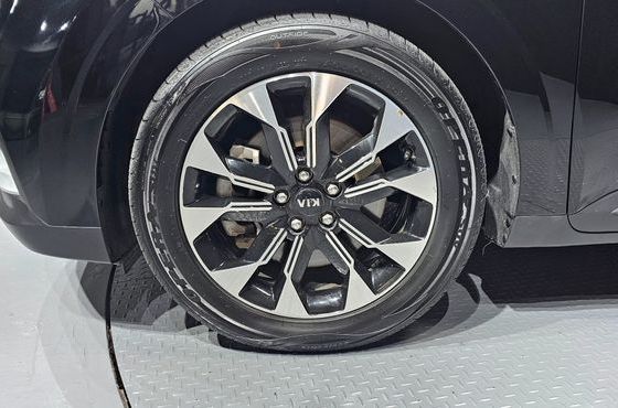 Kia Carnival 9-Seater Prestige — пробег 94 486 км — фото 5 из 5