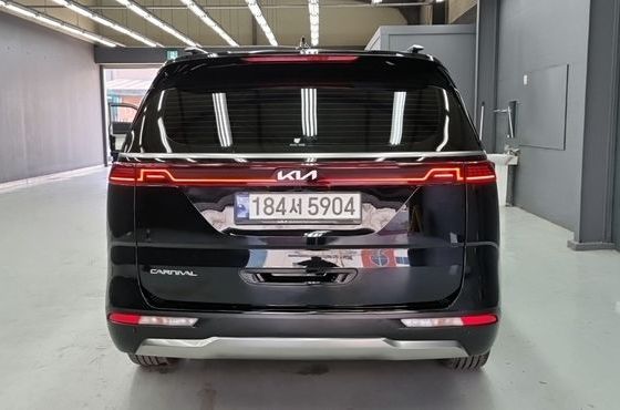 Kia Carnival 9-Seater Noblesse — пробег 81 183 км — фото 4 из 5