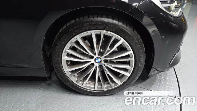 BMW 3-Series из Кореи Encar