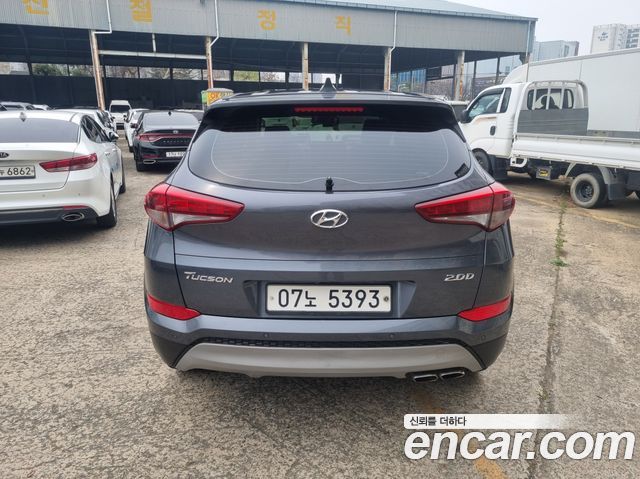 Hyundai Tucson Diesel 2.0 2WD Smart — пробег 67 786 км — фото 4 из 5