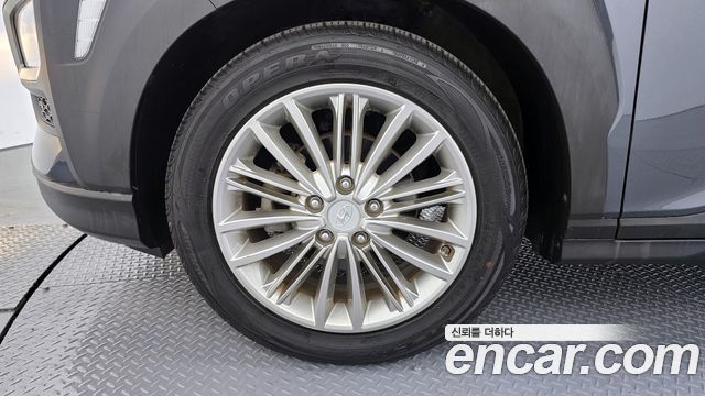 Hyundai Kona из Кореи Encar