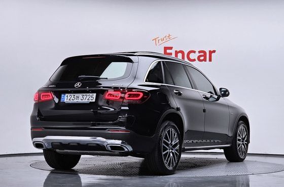 Mercedes-Benz GLC-Class GLC300e 4MATIC — пробег 36 465 км — фото 2 из 5